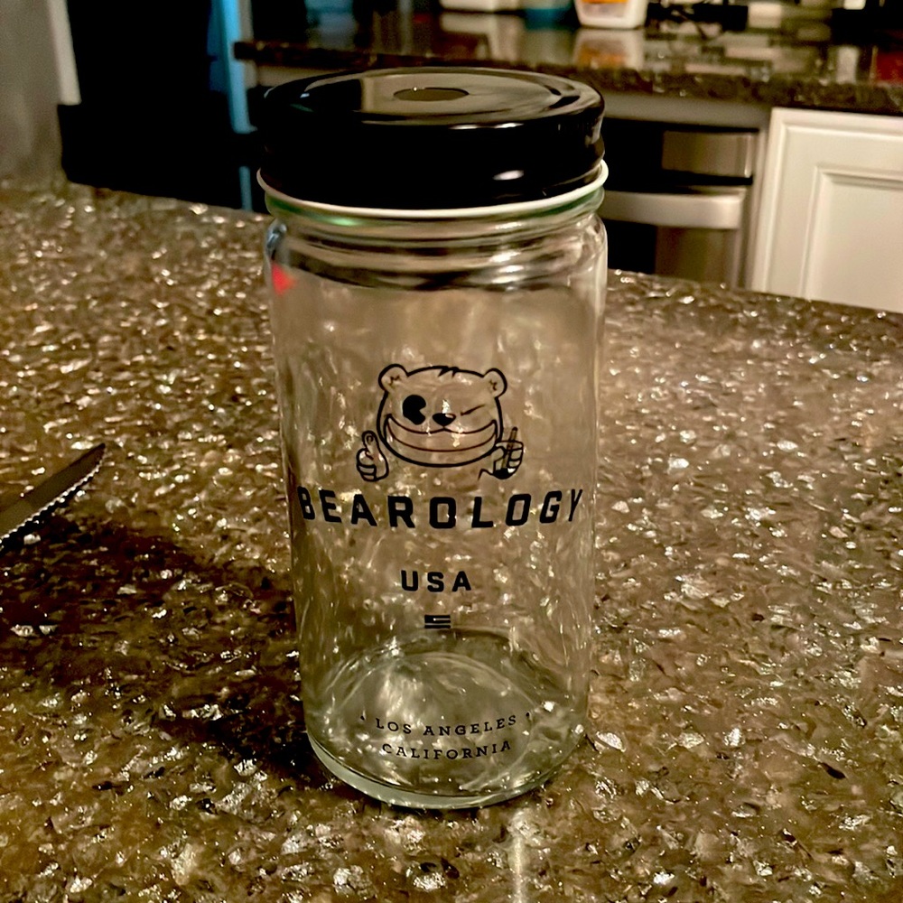 BEAROLOGY USA GLASS JAR WITH LID